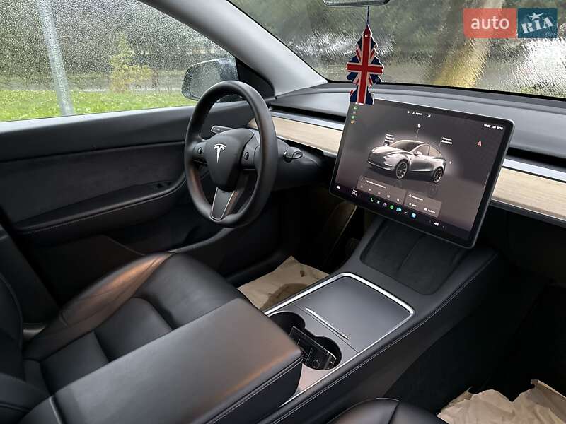 Внедорожник / Кроссовер Tesla Model Y 2022 в Львове