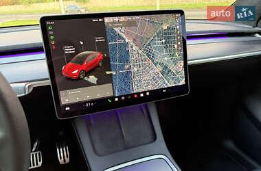 Внедорожник / Кроссовер Tesla Model Y 2021 в 