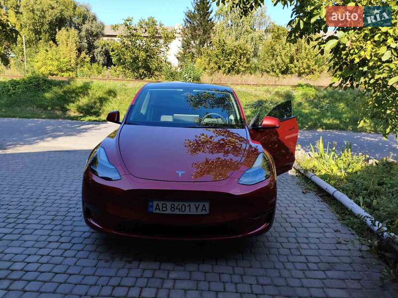 Внедорожник / Кроссовер Tesla Model Y 2024 в Виннице