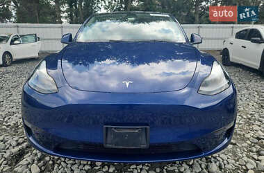 Внедорожник / Кроссовер Tesla Model Y 2021 в 