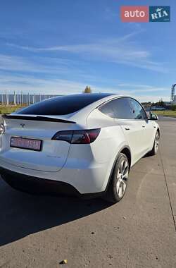 Внедорожник / Кроссовер Tesla Model Y 2023 в 