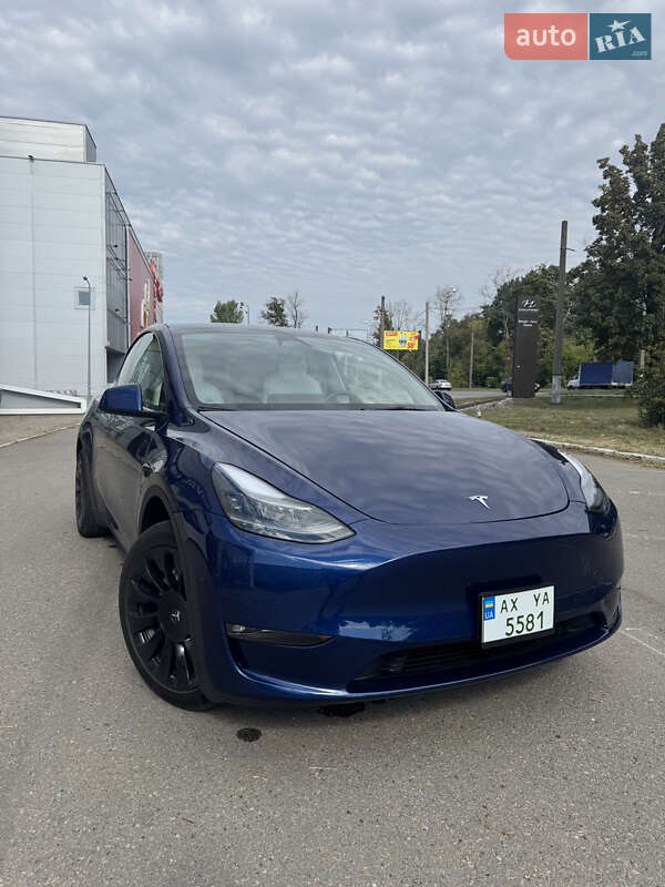 Tesla Model Y 2023 Tesla Model Y 2023