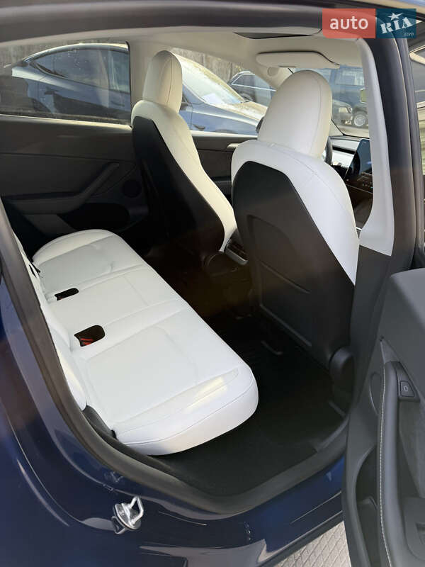 Внедорожник / Кроссовер Tesla Model Y 2023 в Харькове