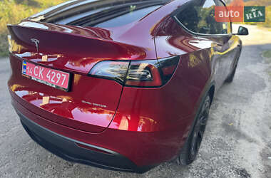 Внедорожник / Кроссовер Tesla Model Y 2024 в 