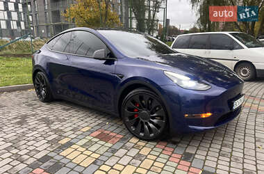 Позашляховик / Кросовер Tesla Model Y 2023 в 