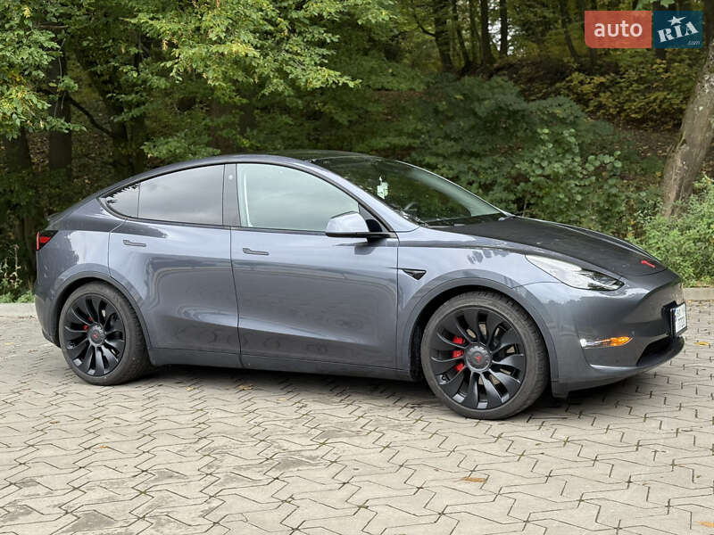 Внедорожник / Кроссовер Tesla Model Y 2023 в Тернополе фото 4 Внедорожник / Кроссовер Tesla Model Y 2023 в Тернополе