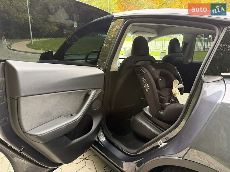 Внедорожник / Кроссовер Tesla Model Y 2023 в Тернополе фото 17 Внедорожник / Кроссовер Tesla Model Y 2023 в Тернополе