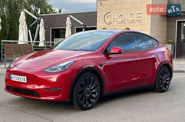 Внедорожник / Кроссовер Tesla Model Y 2023 в Киеве