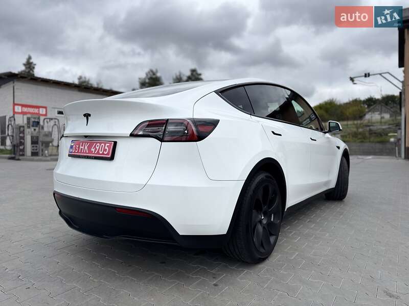 Позашляховик / Кросовер Tesla Model Y 2024 в Ірпені
