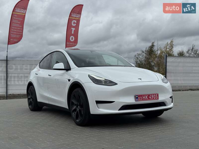 Позашляховик / Кросовер Tesla Model Y 2024 в Ірпені