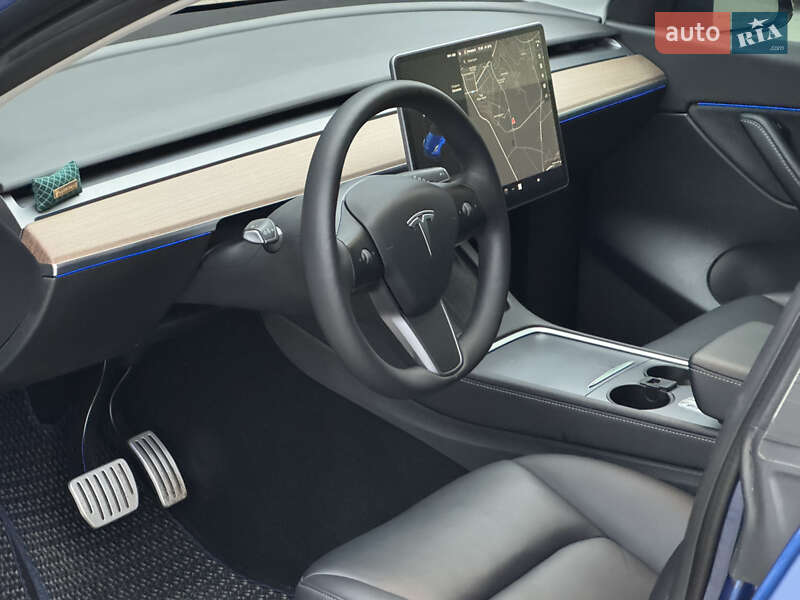 Позашляховик / Кросовер Tesla Model Y 2021 в Києві