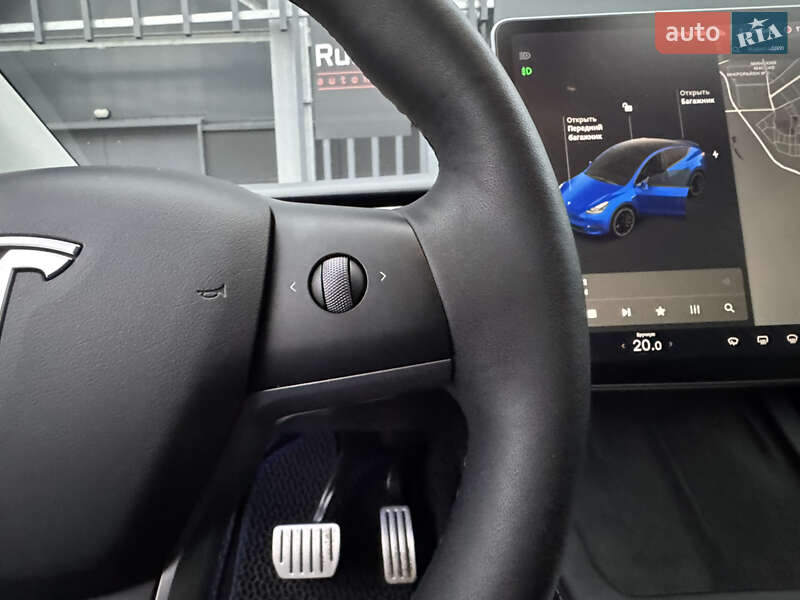 Позашляховик / Кросовер Tesla Model Y 2021 в Києві