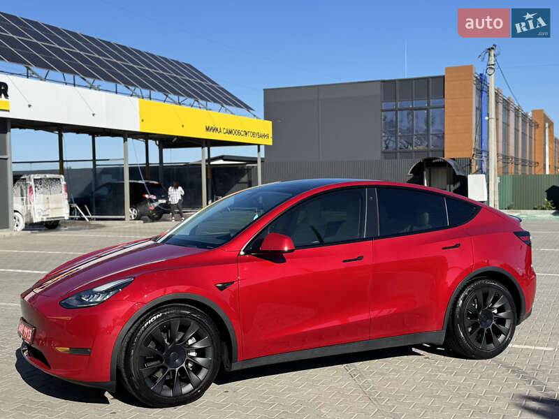 Позашляховик / Кросовер Tesla Model Y 2020 в Києві