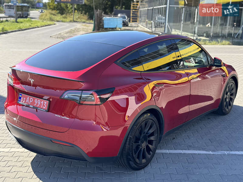 Позашляховик / Кросовер Tesla Model Y 2020 в Києві