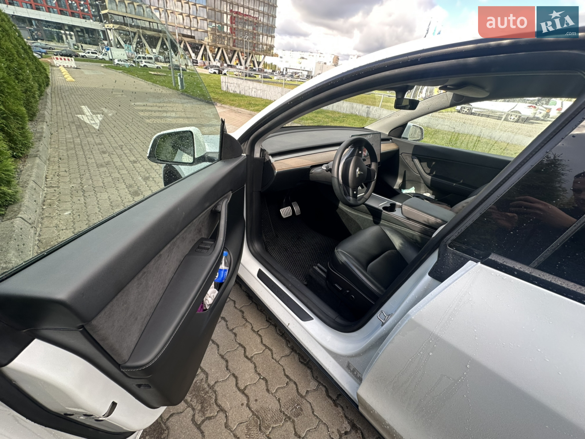 2022 Tesla Model Y - мініатюра 15
