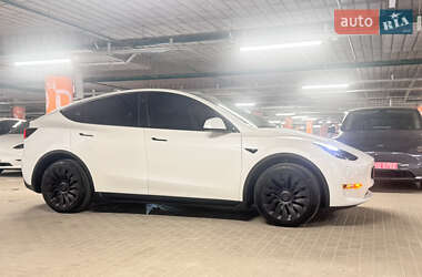 Внедорожник / Кроссовер Tesla Model Y 2023 в 