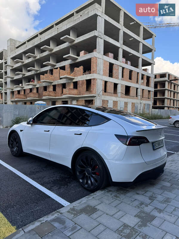 Позашляховик / Кросовер Tesla Model Y 2021 в Львові фото 6 Позашляховик / Кросовер Tesla Model Y 2021 в Львові