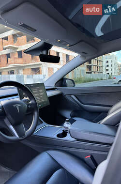 Внедорожник / Кроссовер Tesla Model Y 2021 в 