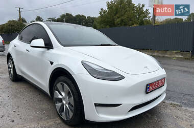 Позашляховик / Кросовер Tesla Model Y 2022 в 