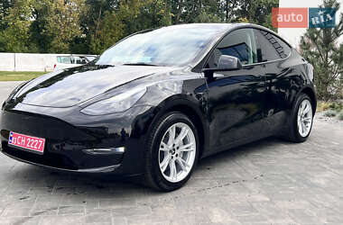 Внедорожник / Кроссовер Tesla Model Y 2023 в 