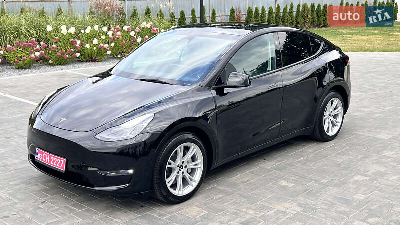 Внедорожник / Кроссовер Tesla Model Y 2023 в Луцке