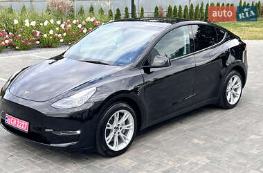 Внедорожник / Кроссовер Tesla Model Y 2023 в 
