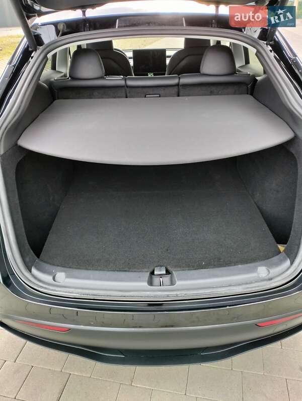 Позашляховик / Кросовер Tesla Model Y 2022 в Хмельницькому фото 38 Позашляховик / Кросовер Tesla Model Y 2022 в Хмельницькому