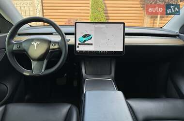 Позашляховик / Кросовер Tesla Model Y 2021 в 