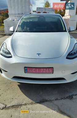 Позашляховик / Кросовер Tesla Model Y 2021 в  фото 7 Позашляховик / Кросовер Tesla Model Y 2021 в
