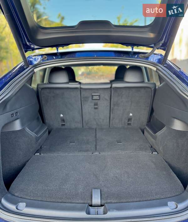 Внедорожник / Кроссовер Tesla Model Y 2024 в Днепре фото 28 Внедорожник / Кроссовер Tesla Model Y 2024 в Днепре