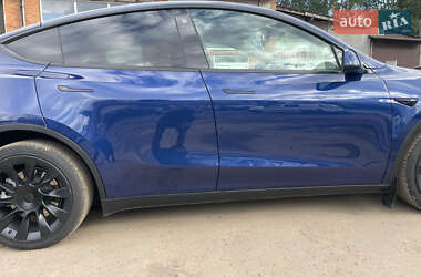 Внедорожник / Кроссовер Tesla Model Y 2023 в Львове