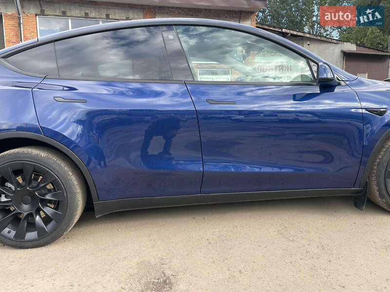 Позашляховик / Кросовер Tesla Model Y 2023 в Львові