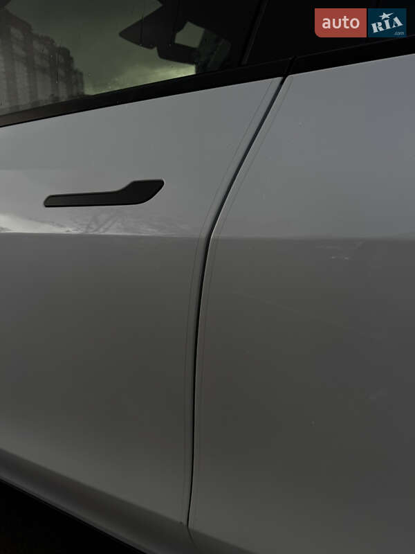 Позашляховик / Кросовер Tesla Model Y 2020 в Києві