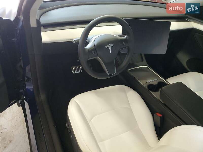 Позашляховик / Кросовер Tesla Model Y 2023 в Києві