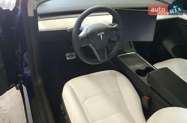 Внедорожник / Кроссовер Tesla Model Y 2023 в 