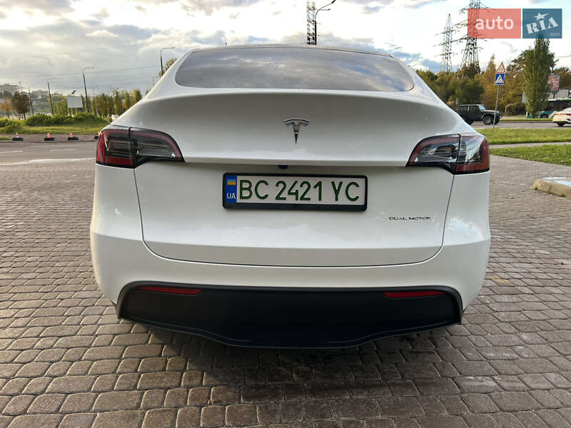 Позашляховик / Кросовер Tesla Model Y 2023 в Львові