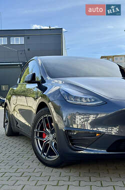 Внедорожник / Кроссовер Tesla Model Y 2020 в 