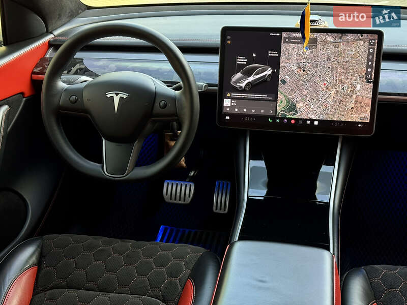 Позашляховик / Кросовер Tesla Model Y 2020 в Ужгороді