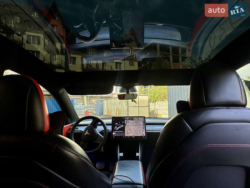 Позашляховик / Кросовер Tesla Model Y 2020 в Ужгороді