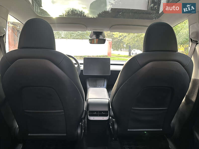 Внедорожник / Кроссовер Tesla Model Y 2024 в Львове фото 16 Внедорожник / Кроссовер Tesla Model Y 2024 в Львове