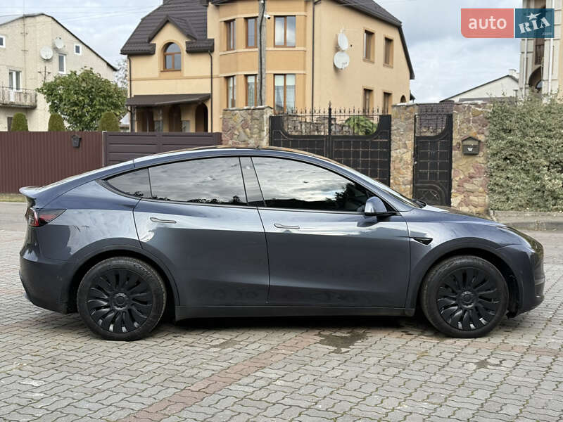 Позашляховик / Кросовер Tesla Model Y 2020 в Луцьку