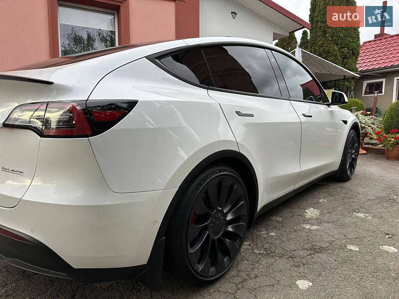 Внедорожник / Кроссовер Tesla Model Y 2022 в Владимире