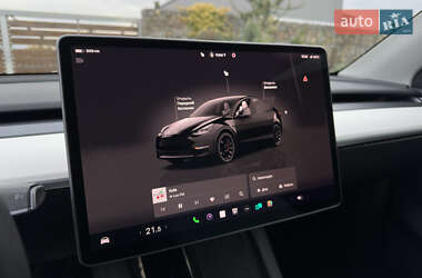 Позашляховик / Кросовер Tesla Model Y 2023 в 