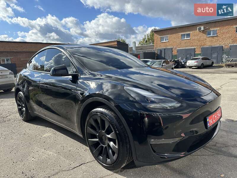 Tesla Model Y 2022