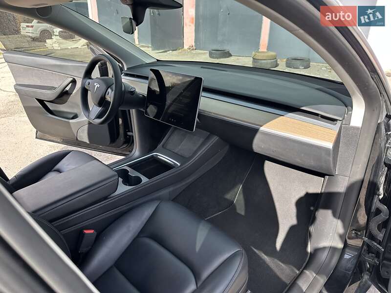 Внедорожник / Кроссовер Tesla Model Y 2022 в Виннице