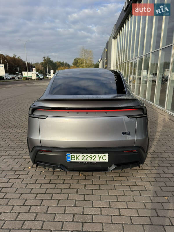Внедорожник / Кроссовер Tesla Model Y 2025 в Ровно фото 5 Внедорожник / Кроссовер Tesla Model Y 2025 в Ровно