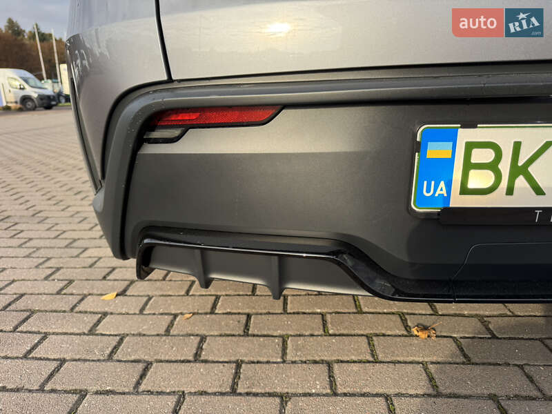 Внедорожник / Кроссовер Tesla Model Y 2025 в Ровно фото 8 Внедорожник / Кроссовер Tesla Model Y 2025 в Ровно