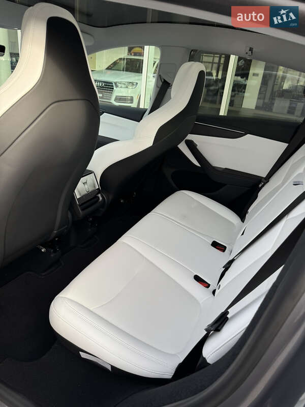 Внедорожник / Кроссовер Tesla Model Y 2025 в Ровно фото 14 Внедорожник / Кроссовер Tesla Model Y 2025 в Ровно