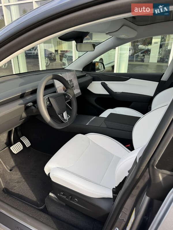 Внедорожник / Кроссовер Tesla Model Y 2025 в Ровно фото 13 Внедорожник / Кроссовер Tesla Model Y 2025 в Ровно