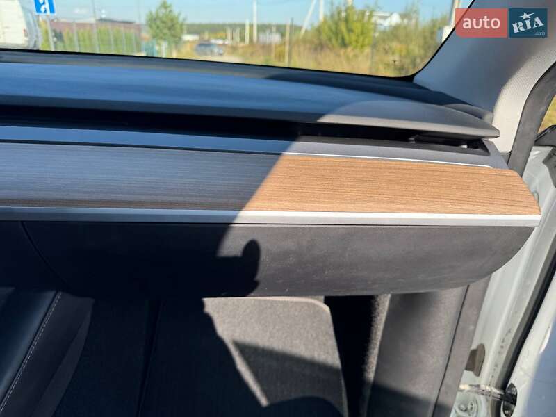 Внедорожник / Кроссовер Tesla Model Y 2022 в Львове фото 43 Внедорожник / Кроссовер Tesla Model Y 2022 в Львове